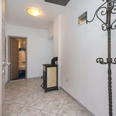 Apartment Am *
